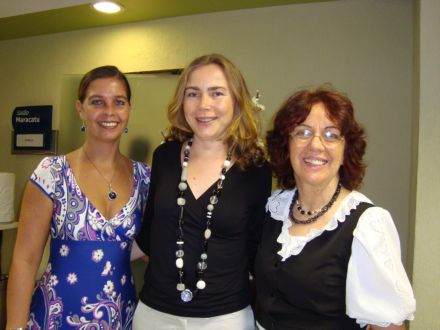 a-viktoria-moras-karen-dittrich-hannelore-ribeiro