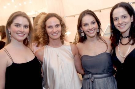 camila-paes-mendonca-sidia-haiut-cristiana-lemos-leticia-lemos camila-paes-mendonca-sidia-haiut-cristiana-lemos-leticia-lemos