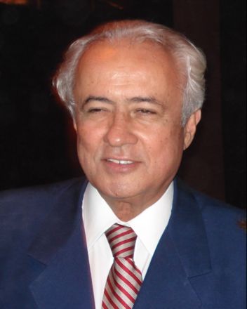 carlos-wilson-campos carlos-wilson-campos