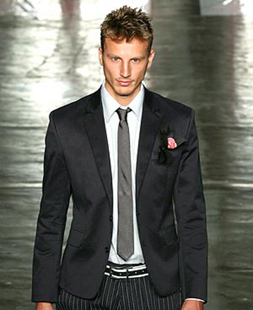 pr-alex-shultz-carlos-zambrotti-agnews