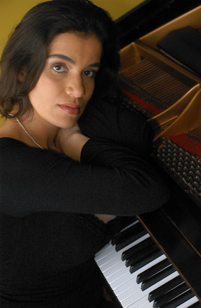 simone-leitao simone-leitao