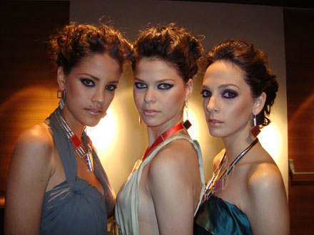 pr-nara-vasconcelos-mariana-mendonca-camila-moraes