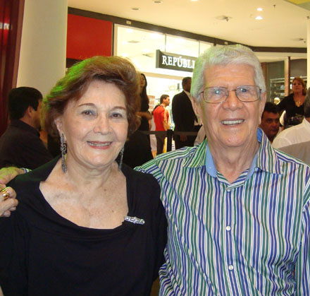 pr-marly-mota-alex pr-marly-mota-alex