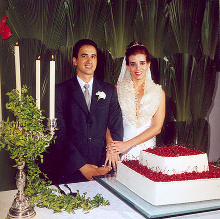leonardo-caribe-mirella-martins