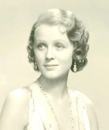 gloria-stuart