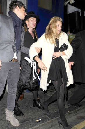 jamie-hince-kate-moss-john-galliano-brainpix