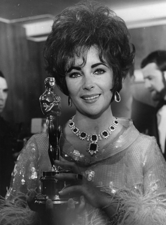r-elizabeth-taylor-oscar r-elizabeth-taylor-oscar