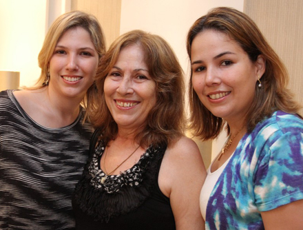 pr-elizabeth-valle-filhas-roberta-renata-portrait pr-elizabeth-valle-filhas-roberta-renata-portrait