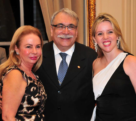 socorro-jones-renata-assis-lima