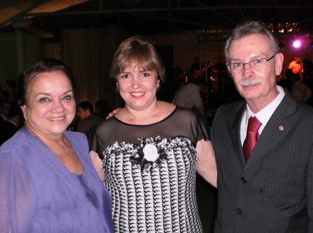 j-zenaide-sandra-fernando-ferreira