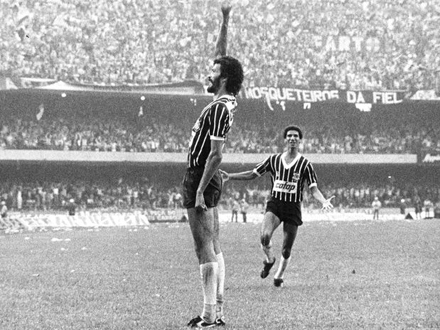 socrates-gazetapress