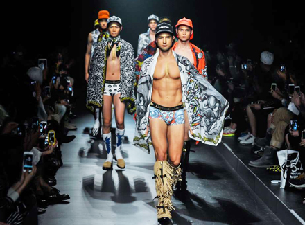 moda-mercedes-benz-fashion-week-toquio-getty