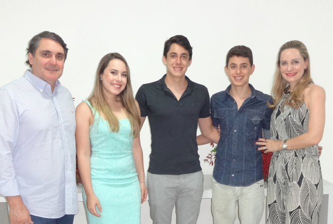 a-marcelo-maria-carolina-marcelo-luiz-felipe-karina