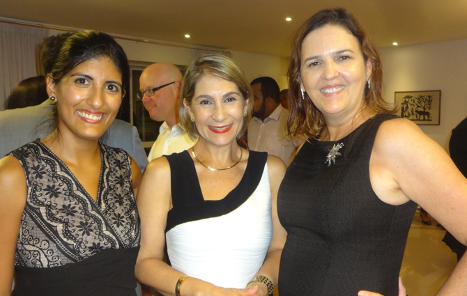 a-paloma-gonzalez-luisa-saldanha-valeria-reiter