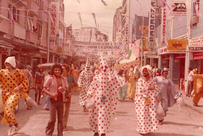 galo-da-madrugada-primeiro-desfile