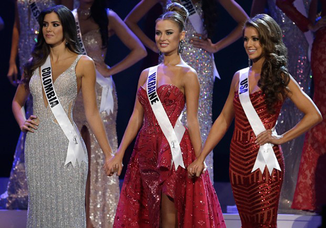m-paulina-vega-diana-harkussha-nia-sanchez-ap