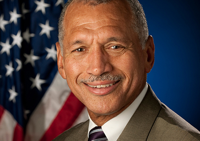 Charles F. Bolden Official Portrait