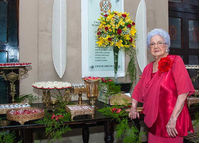 lola-rivas