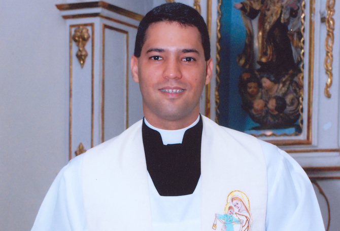 padre-augusto-cesar-de-figueroa-arruda-ilzo-josé