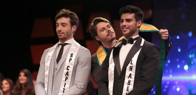 anderson-tomazini-mister-ilhabela-recebe-a-faixa-de-mister-brasil-2015