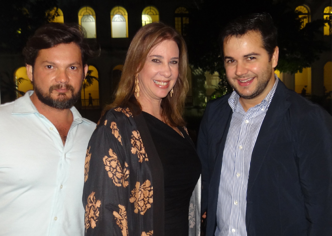 a-douglas-wan-der-ley-sophia-lins-heraclito-diniz