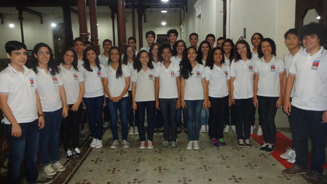 f-coral-colegio-aplicação