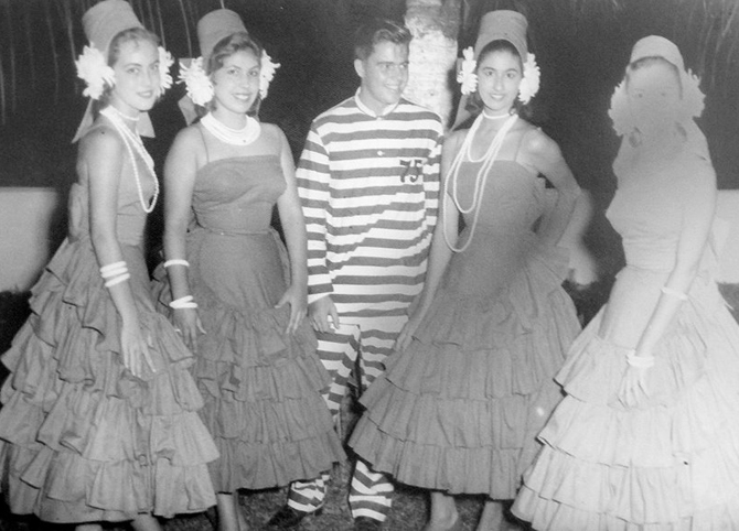 rv-thereza-lapa-cristina-tude-luiz-augustode-britto-gisella-sonia-amaral-bal-masque