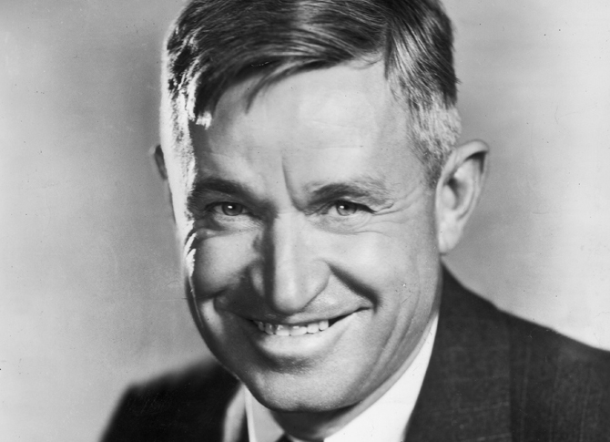 circa 1933:  Studio portrait of American humorist and actor Will Rogers (1879 - 1935) smiling in a jacket and tie.  (Photo by Hulton Archive/Getty Images)