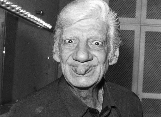 O humorista Costinha. [FSP-Ilustrada-16.09.95]*** NÃO UTILIZAR SEM ANTES CHECAR CRÉDITO E LEGENDA***