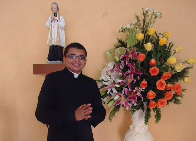 eduardo-tenoiro-batina