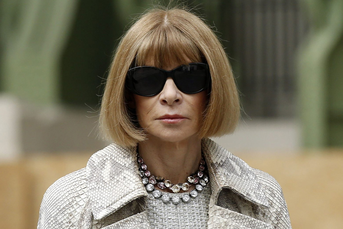 Editor-in-chief of American Vogue Anna Wintour arrives at German designer Karl Lagerfeld's Haute Couture Fall/Winter 2014-2015 fashion show for French fashion house Chanel in Paris July 8, 2014. REUTERS/Benoit Tessier (FRANCE - Tags: FASHION ENTERTAINMENT)