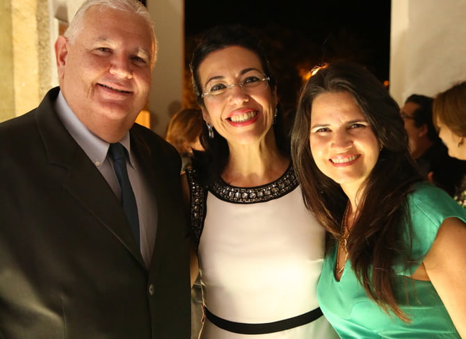 paulo-lyra-vice-presidente-ana-cantarelli-presidente-larissa-araújo-ex-presidente)