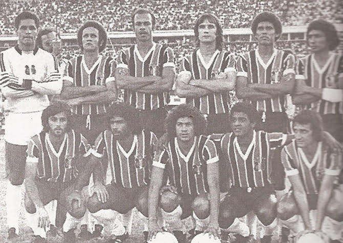 santa-cruz-1976-gilberto-carlos-alberto-barbosa-pedrinho-levi-alfredo-santos-givanildo-betinho-edson-nunes-jadir-pio