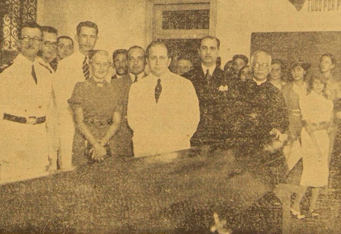 ginasio-pernambucano-gen-newton-cavalcanti-carlos-de-lima-cavalcanti-risoleta-lima-cavlaante-madrinha-dm6set36