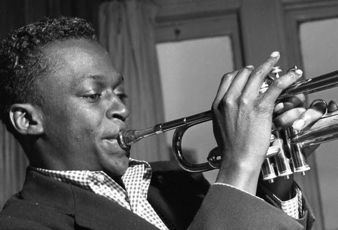 miles-davis-story