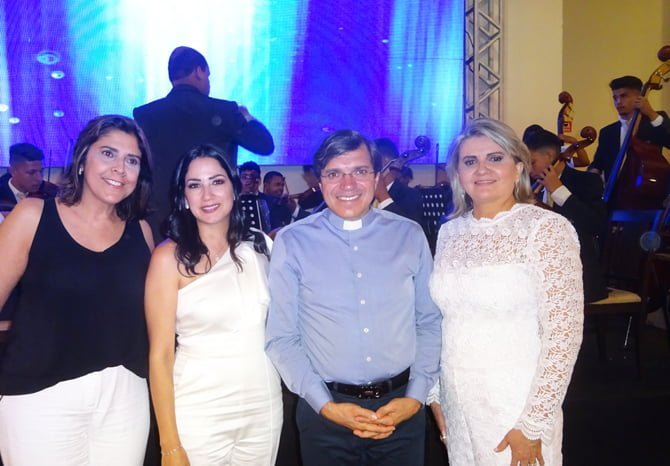 a-juliana-lemos-ismenia-pires-padre-damiao-ana-souto